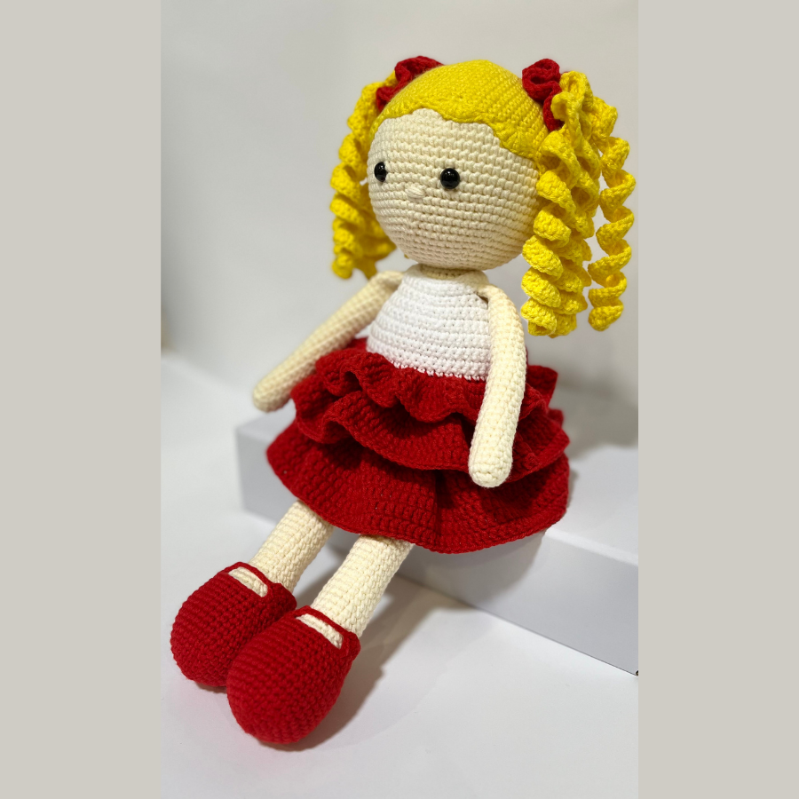 Geltonplaukė lėlytė