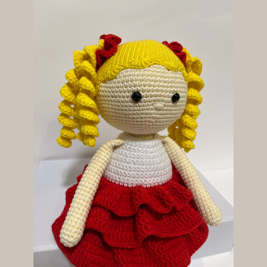 Geltonplaukė lėlytė